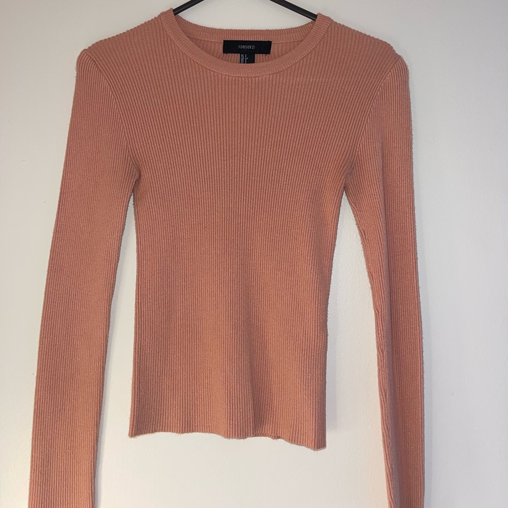 Small peach colored sweater